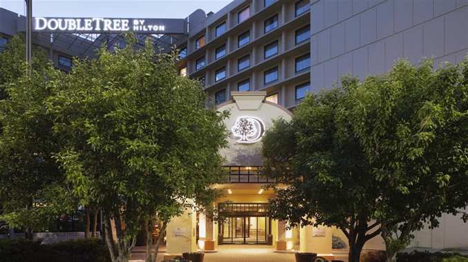 DoubleTree Hilton Denver Image